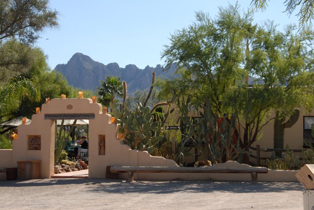 White Stallion Ranch Bed & Breakfast Tucson Exterior photo