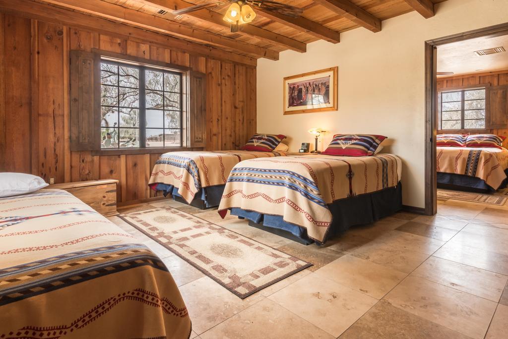 White Stallion Ranch Tucson Exterior photo